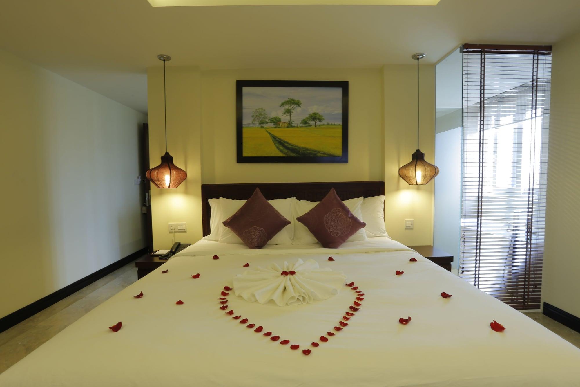 River Suites Hội An Extérieur photo